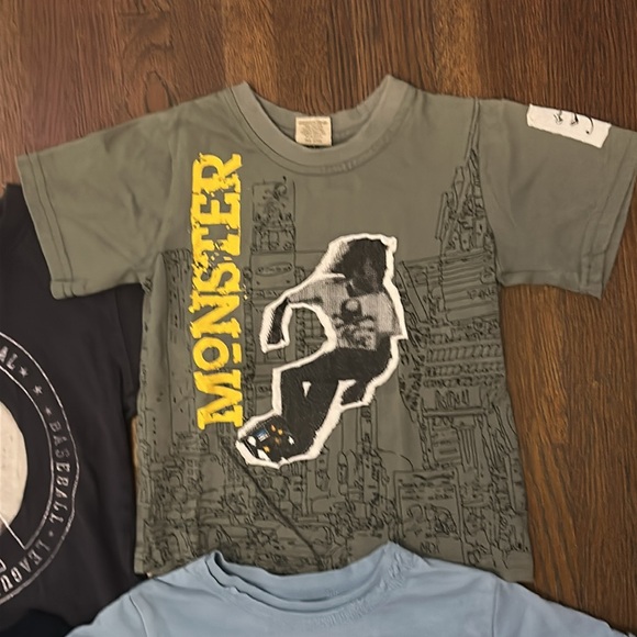 Lot of 7 Boys Shirts Size 2 EUC - Picture 5 of 8